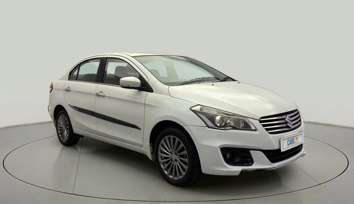 2015 Maruti Ciaz ZXI, Petrol, Manual, 90,272 km, Right Front Diagonal