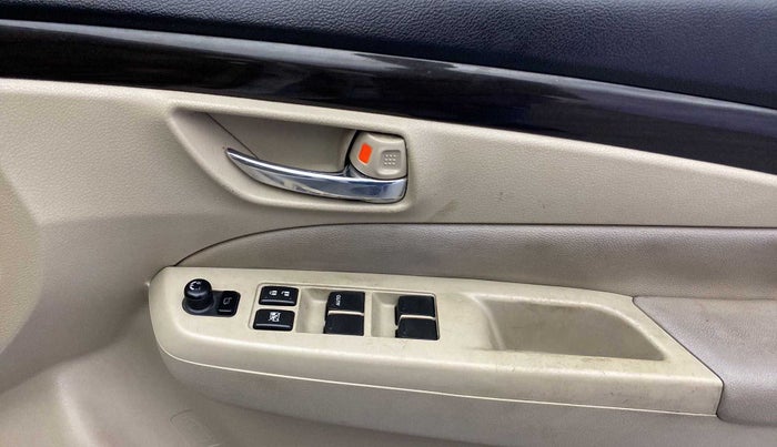 2015 Maruti Ciaz ZXI, Petrol, Manual, 90,272 km, Driver Side Door Panels Control