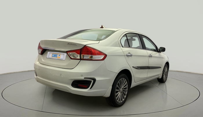 2015 Maruti Ciaz ZXI, Petrol, Manual, 90,272 km, Right Back Diagonal