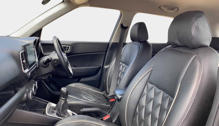 2021 Hyundai VENUE S+ 1.2, Petrol, Manual, 42,141 km, Right Side Front Door Cabin