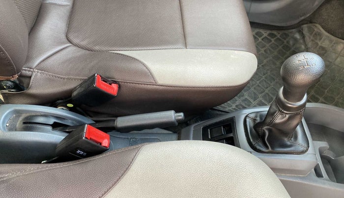 2015 Maruti Alto 800 LXI, Petrol, Manual, 44,989 km, Gear Lever