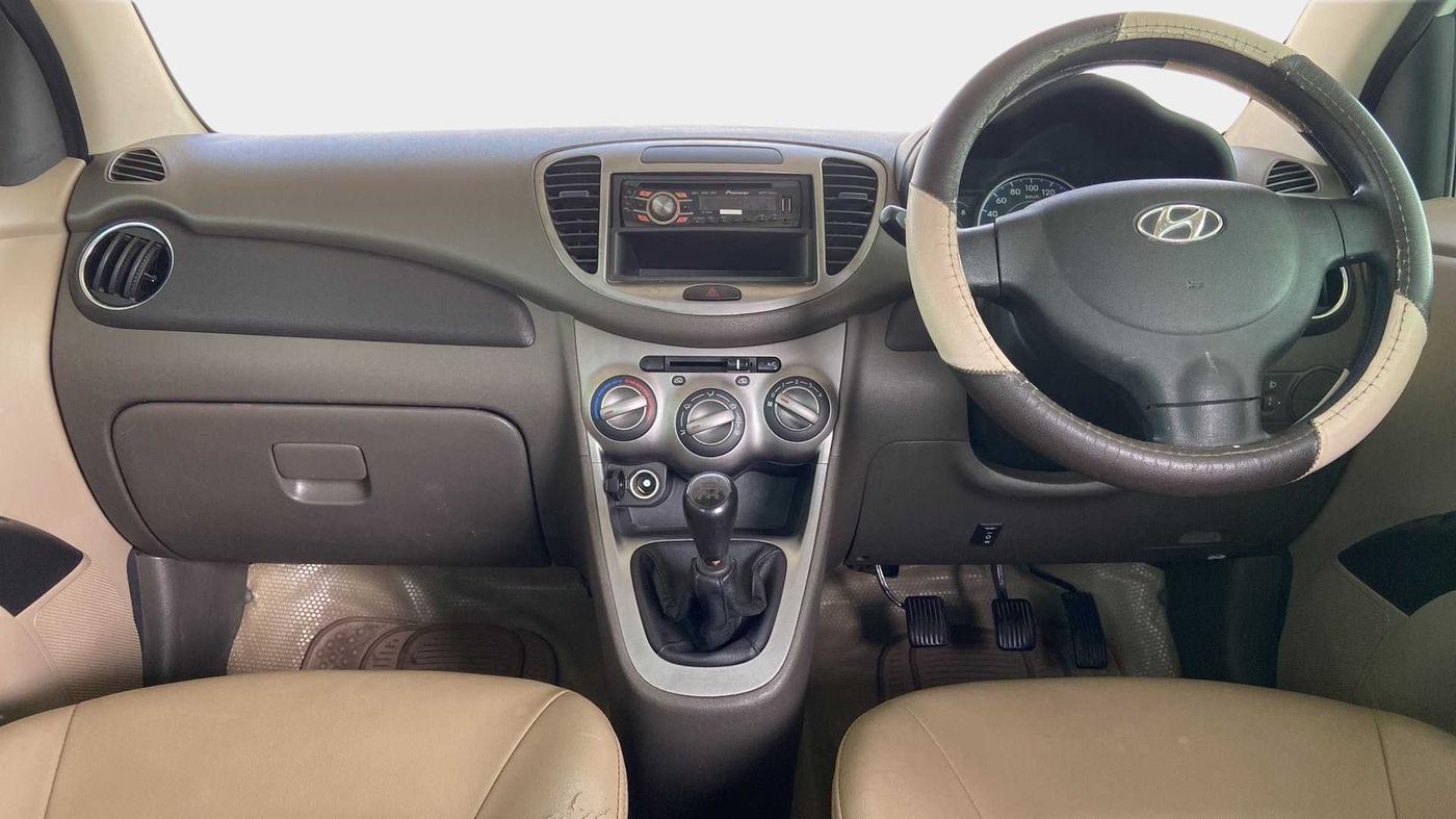 2013 Hyundai i10 MAGNA 1.2, Petrol, Manual, 1,07,076 km, Dashboard