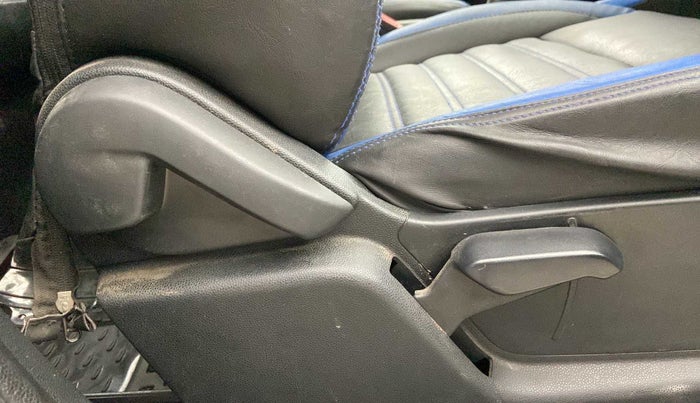 2019 Ford Ecosport TITANIUM 1.5L SIGNATURE EDITION (SUNROOF) PETROL, CNG, Manual, 22,956 km, Driver Side Adjustment Panel