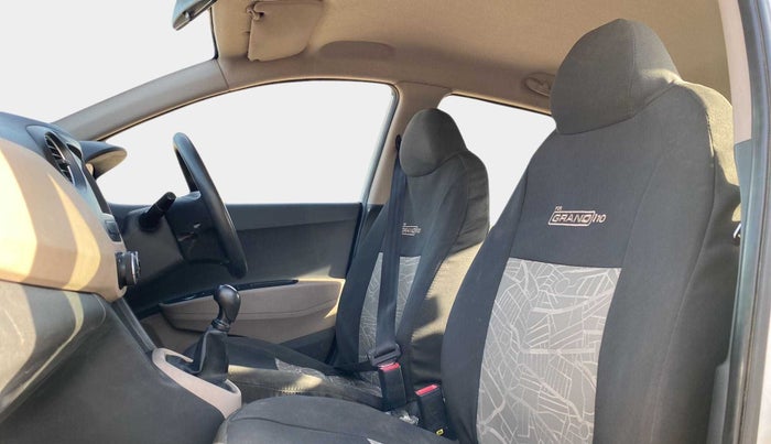2017 Hyundai Grand i10 MAGNA 1.2 KAPPA VTVT, Petrol, Manual, 44,142 km, Right Side Front Door Cabin
