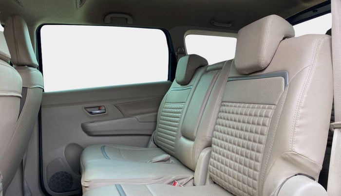 2022 Maruti Ertiga ZXI+ SHVS, Petrol, Manual, 38,881 km, Right Side Rear Door Cabin