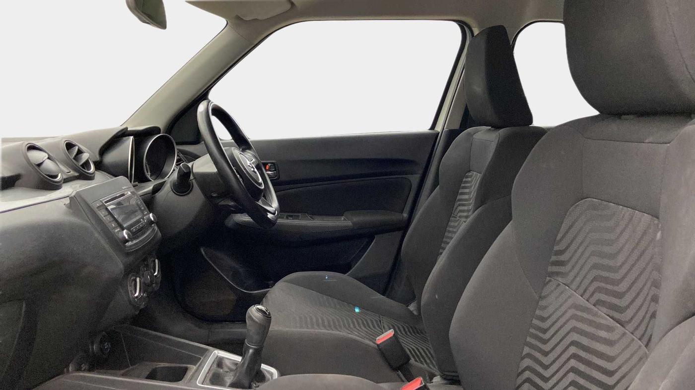 2018 Maruti Swift VXI, Petrol, Manual, 35,356 km, Right Side Front Door Cabin