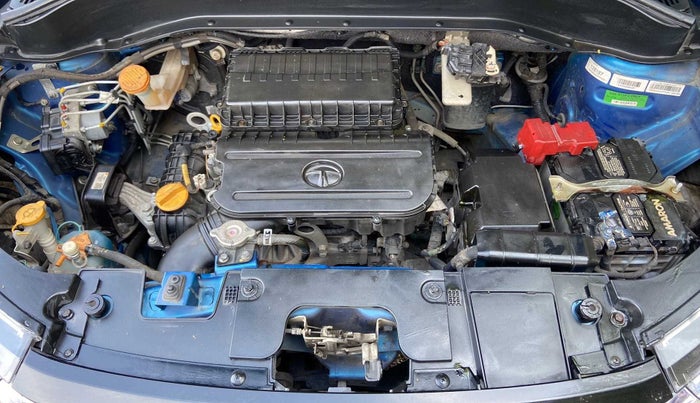 2021 Tata PUNCH CREATIVE  1.2 RTN DUAL TONE, Petrol, Manual, 25,109 km, Open Bonet