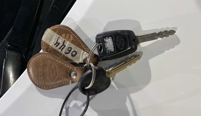2019 Hyundai Grand i10 SPORTZ 1.2 KAPPA VTVT, Petrol, Manual, 16,152 km, Key Close Up