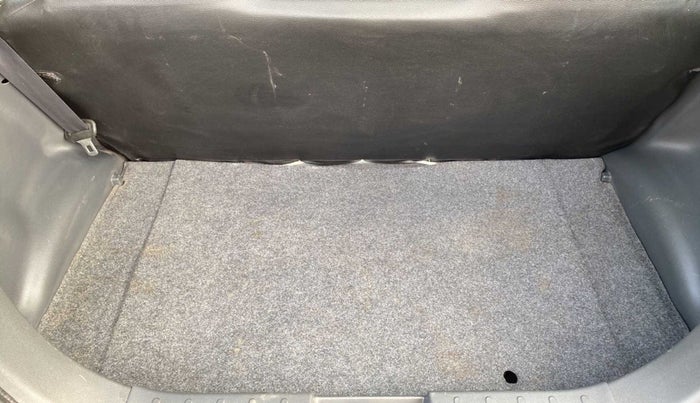 2018 Maruti Alto 800 LXI, Petrol, Manual, 16,662 km, Boot Inside