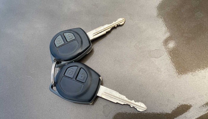 2018 Maruti Wagon R 1.0 VXI + (O) AMT, Petrol, Automatic, 39,881 km, Key Close Up