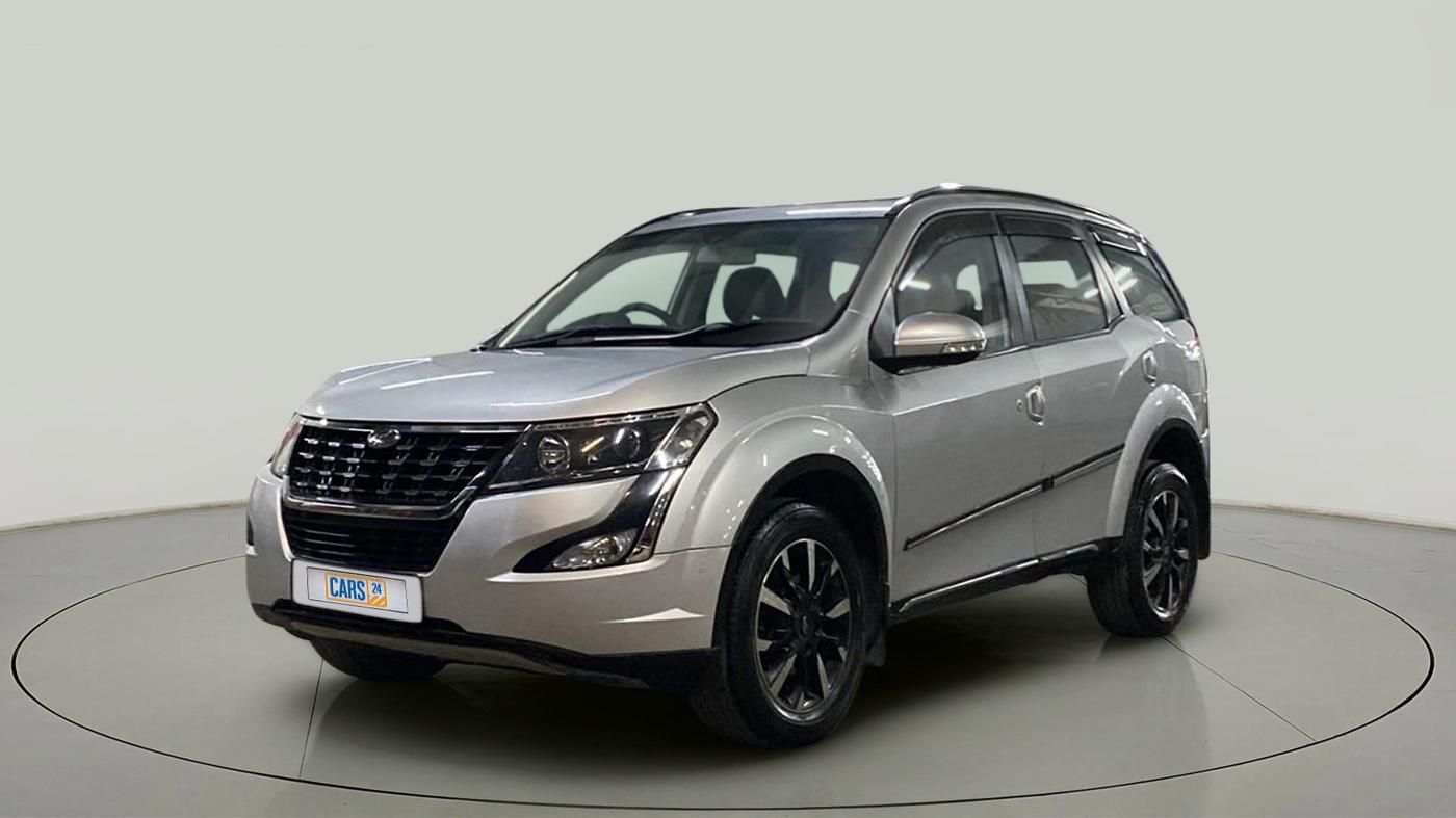 2018 Mahindra XUV500 W11, Diesel, Manual, 76,476 km, Left Front Diagonal
