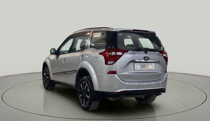 2018 Mahindra XUV500 W11, Diesel, Manual, 76,476 km, Left Back Diagonal