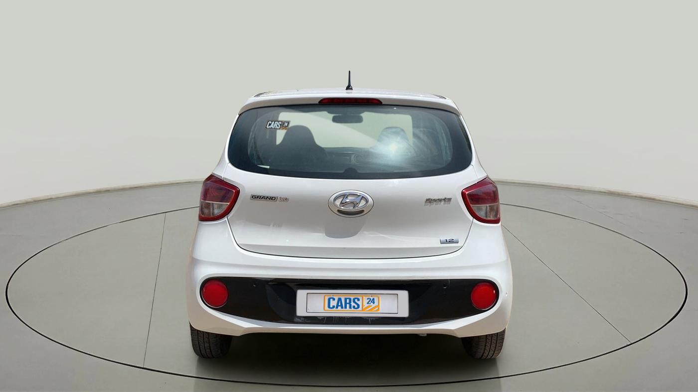 2017 Hyundai Grand i10 SPORTZ 1.2 KAPPA VTVT, Petrol, Manual, 82,136 km, Back/Rear