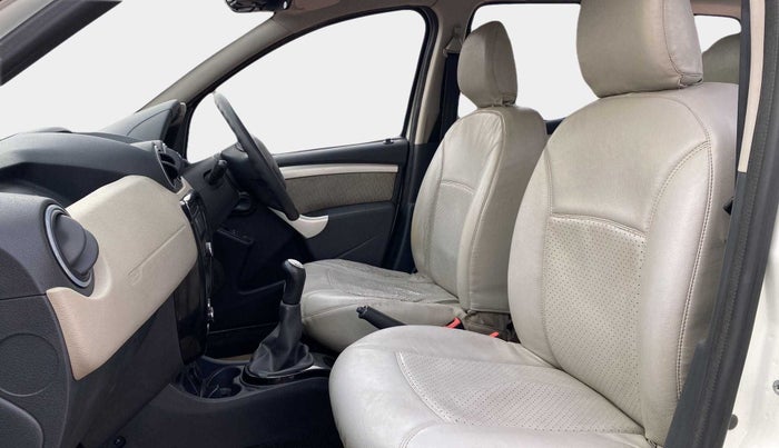 2014 Renault Duster 85 PS RXL DIESEL, Diesel, Manual, 98,299 km, Right Side Front Door Cabin