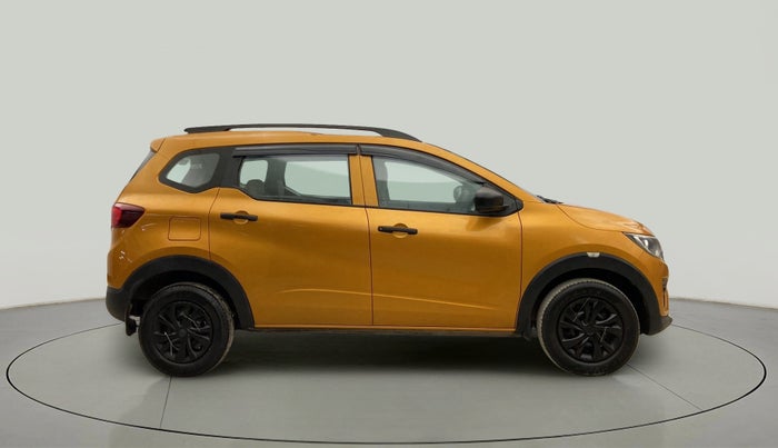 2021 Renault TRIBER RXE MT, Petrol, Manual, 28,929 km, Right Side View