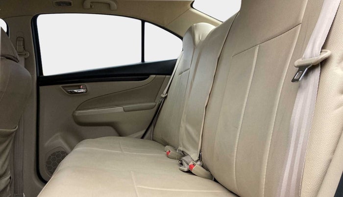 2017 Maruti Ciaz ZETA 1.4  AT PETROL, Petrol, Automatic, 23,202 km, Right Side Rear Door Cabin