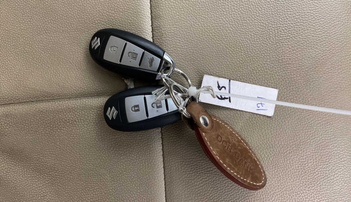 2017 Maruti Ciaz ZETA 1.4  AT PETROL, Petrol, Automatic, 23,202 km, Key Close Up