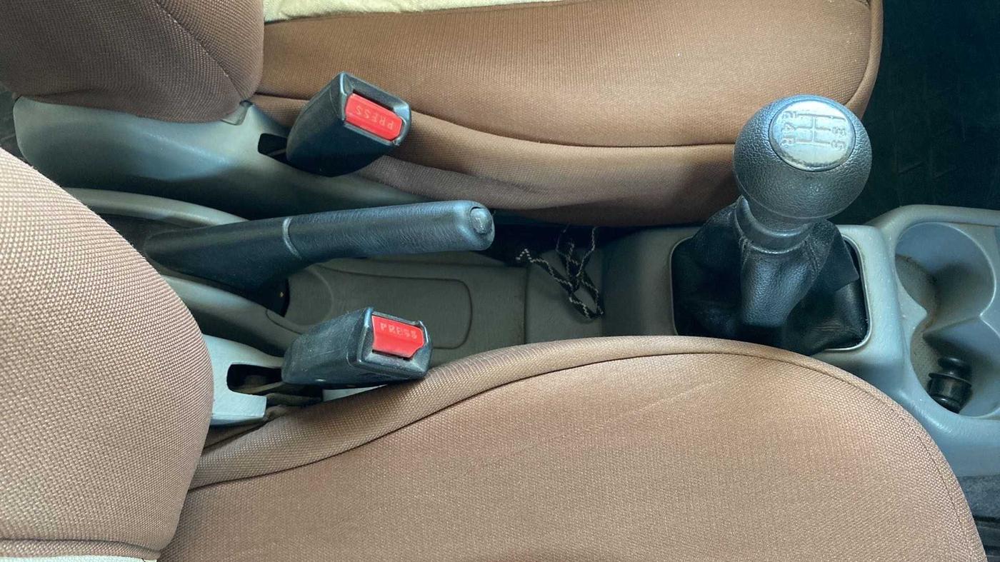 2011 Maruti Alto K10 VXI, CNG, Manual, 81,675 km, Gear Lever
