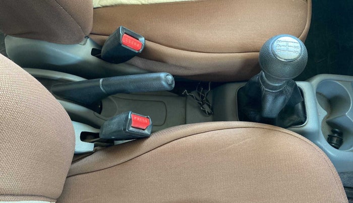 2011 Maruti Alto K10 VXI, CNG, Manual, 81,675 km, Gear Lever