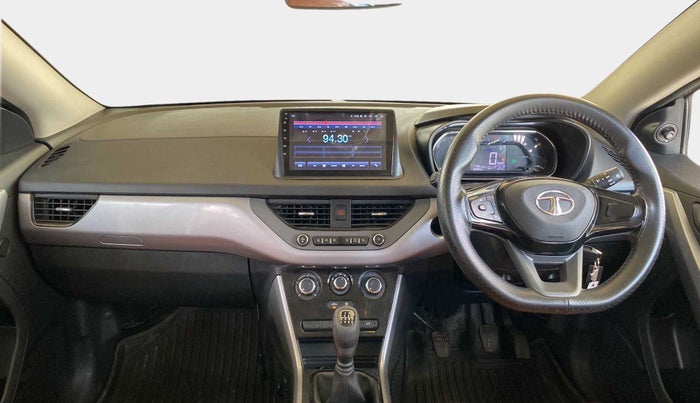2023 Tata NEXON XM SUNROOF PETROL, Petrol, Manual, 10,325 km, Dashboard