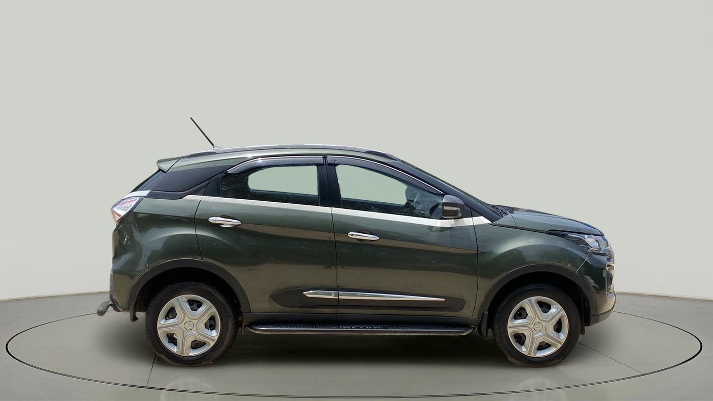 2023 Tata NEXON XM SUNROOF PETROL, Petrol, Manual, 10,325 km, Right Side View
