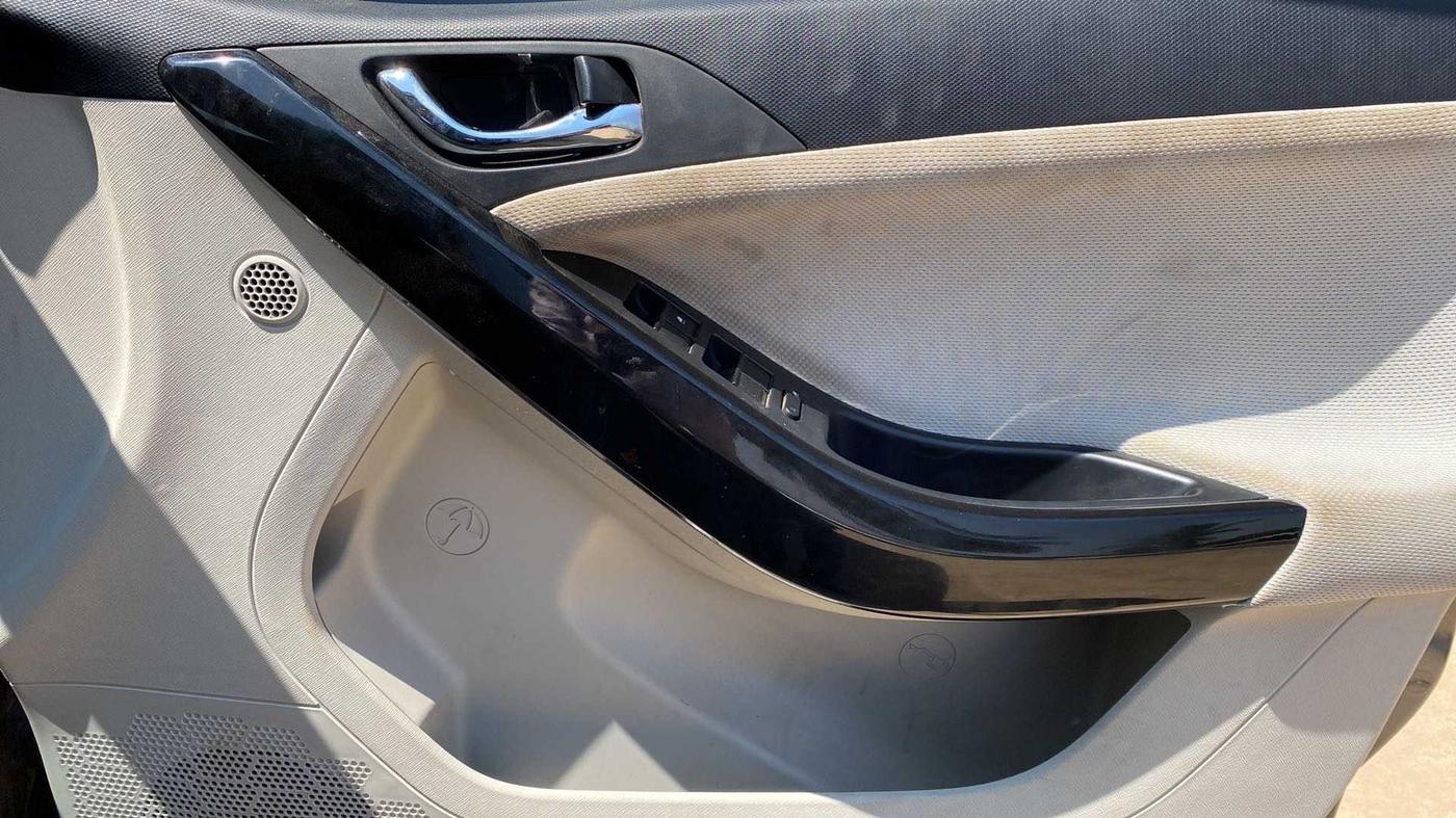 2021 Tata NEXON XZA PLUS DIESEL, Diesel, Automatic, 37,951 km, Driver Side Door Panels Control