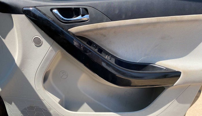 2021 Tata NEXON XZA PLUS DIESEL, Diesel, Automatic, 37,951 km, Driver Side Door Panels Control