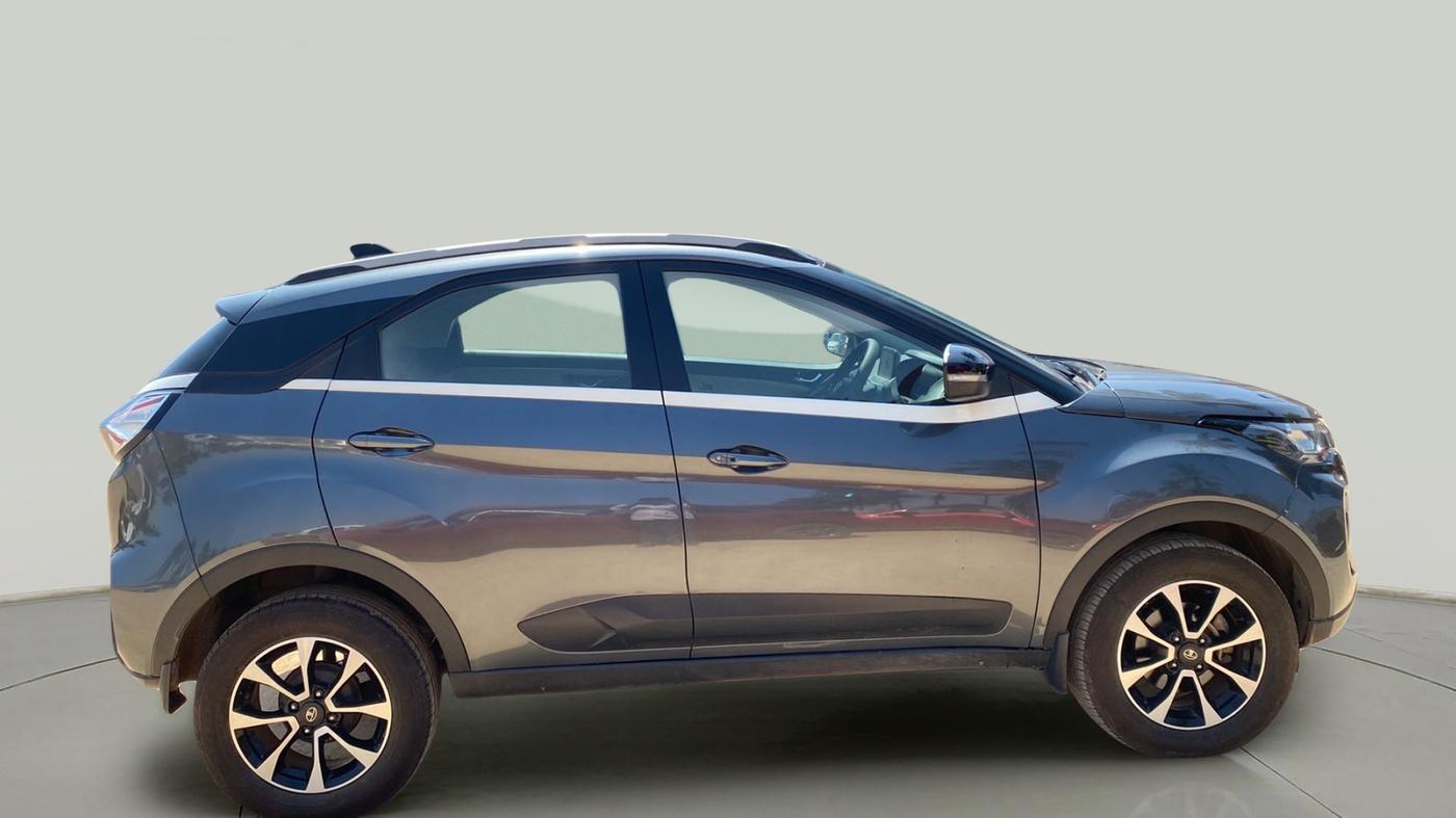 2021 Tata NEXON XZA PLUS DIESEL, Diesel, Automatic, 37,951 km, Right Side View
