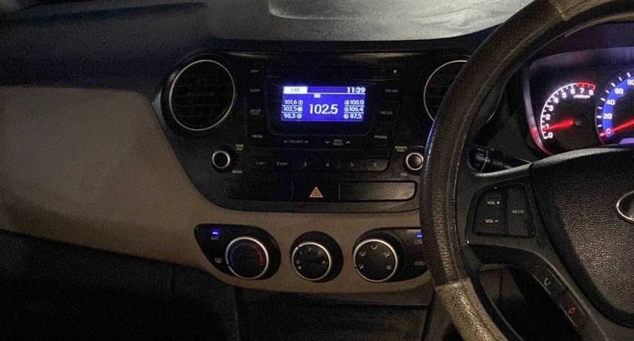 2016 Hyundai Xcent S 1.2, Petrol, Manual, 35,188 km, Air Conditioner