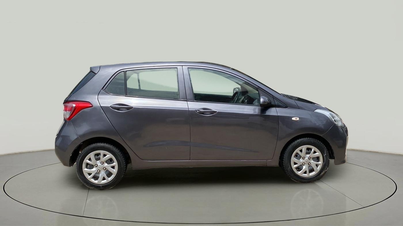 2017 Hyundai Grand i10 MAGNA 1.2 KAPPA VTVT, Petrol, Manual, 49,654 km, Right Side View