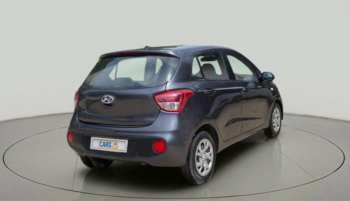 2017 Hyundai Grand i10 MAGNA 1.2 KAPPA VTVT, Petrol, Manual, 49,654 km, Right Back Diagonal