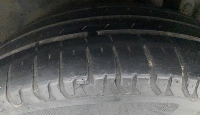 2018 Maruti Ertiga ZDI + SHVS, Diesel, Manual, 82,758 km, Left Rear Tyre Tread