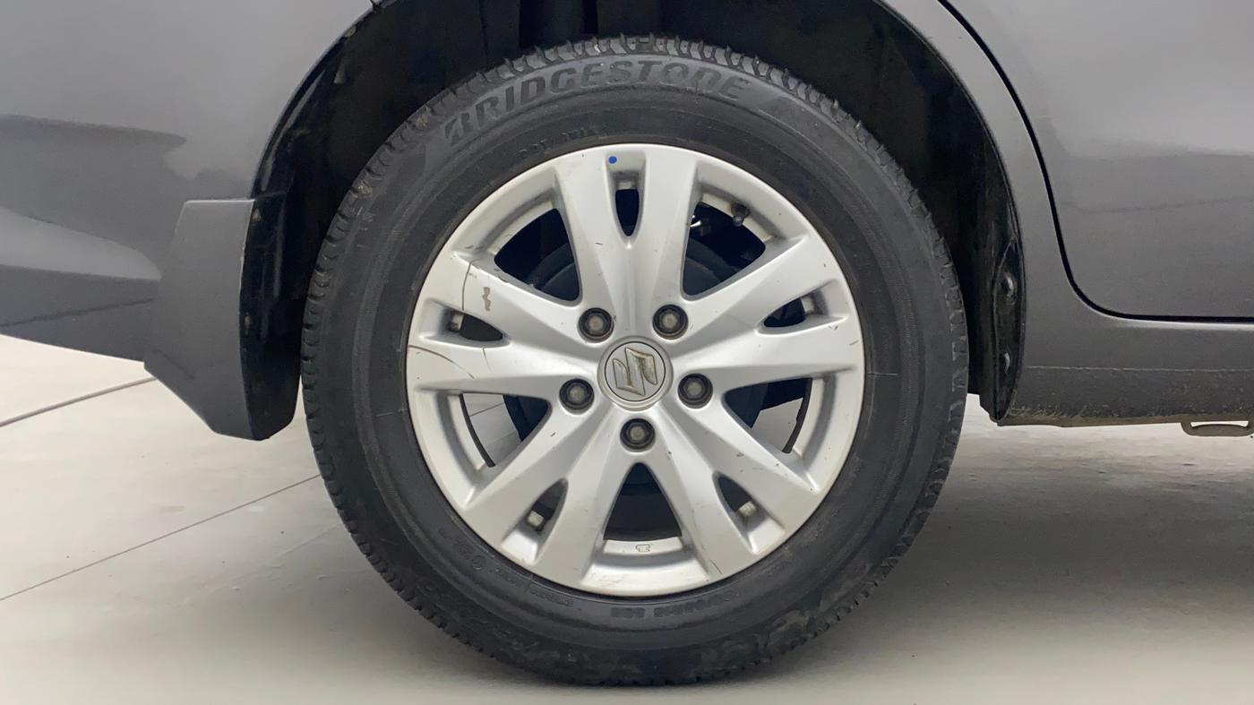 2018 Maruti Ertiga ZDI + SHVS, Diesel, Manual, 82,758 km, Right Rear Wheel