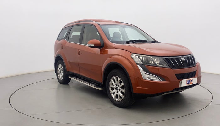 2015 Mahindra XUV500 W10, Diesel, Manual, 1,00,282 km, SRP