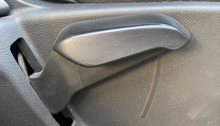 2018 Ford FREESTYLE TITANIUM PLUS 1.5 DIESEL, Diesel, Manual, 1,22,519 km, Driver Side Adjustment Panel