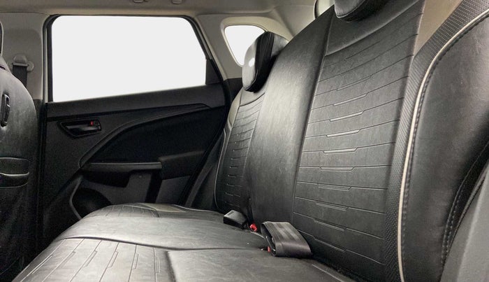 2023 Maruti BREZZA VXI SMART HYBRID, Petrol, Manual, 19,281 km, Right Side Rear Door Cabin