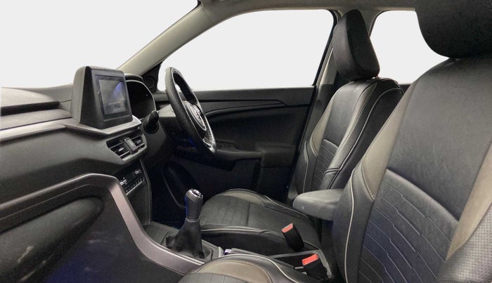 2023 Maruti BREZZA VXI SMART HYBRID, Petrol, Manual, 19,281 km, Right Side Front Door Cabin