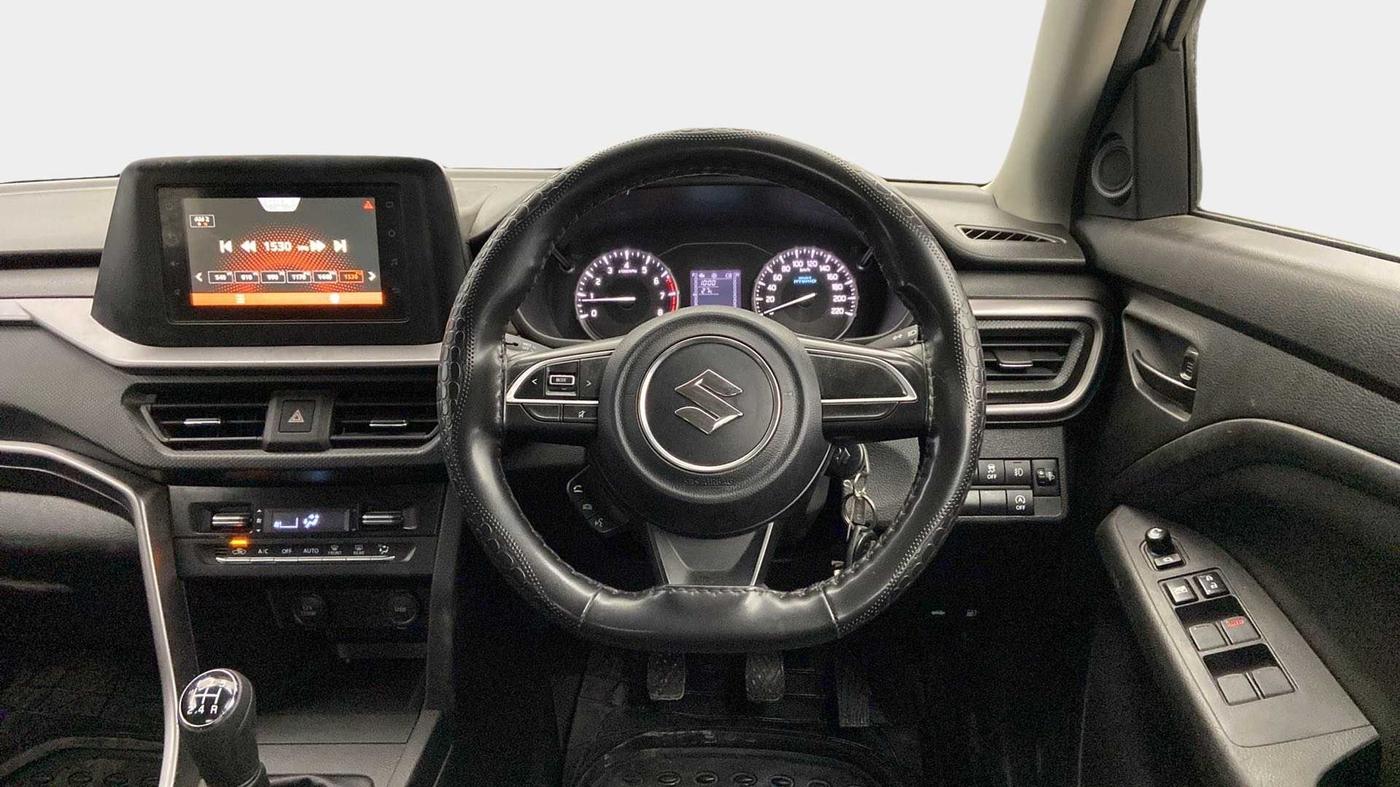 2023 Maruti BREZZA VXI SMART HYBRID, Petrol, Manual, 19,281 km, Steering Wheel Close Up