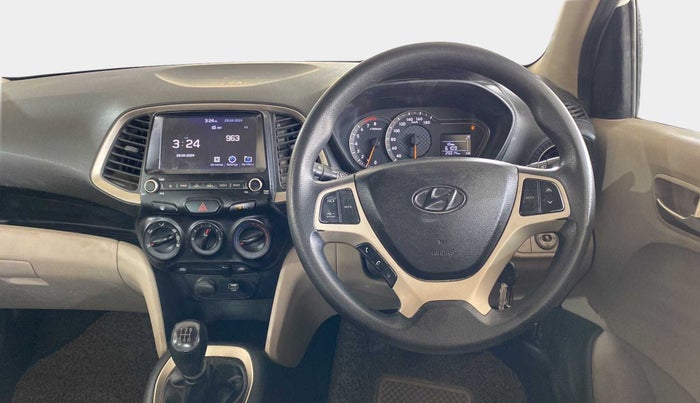 2019 Hyundai NEW SANTRO ASTA MT, Petrol, Manual, 25,012 km, Steering Wheel Close Up