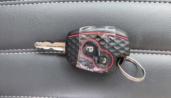 2016 Nissan Terrano XL D PLUS, Diesel, Manual, 86,493 km, Key Close Up