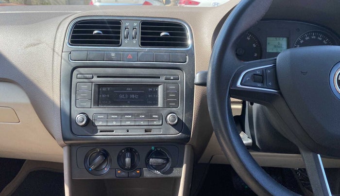 2014 Skoda Rapid 1.6 MPI AMBITION PLUS AT, Petrol, Automatic, 36,559 km, Air Conditioner