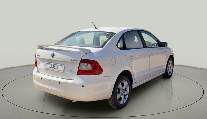 2014 Skoda Rapid 1.6 MPI AMBITION PLUS AT, Petrol, Automatic, 36,559 km, Right Back Diagonal