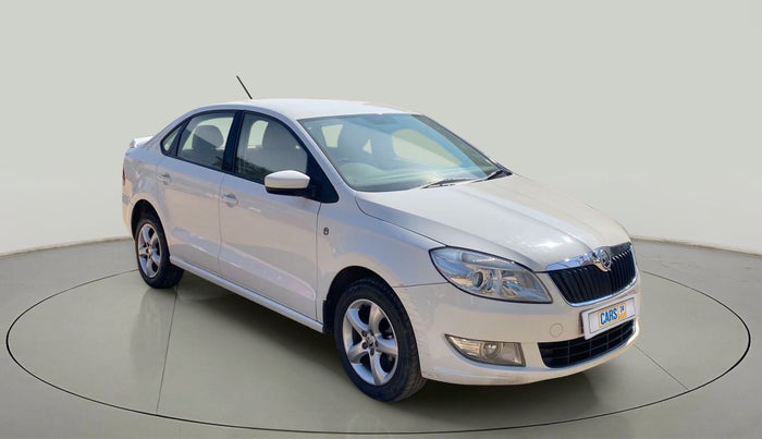 2014 Skoda Rapid 1.6 MPI AMBITION PLUS AT, Petrol, Automatic, 36,559 km, SRP