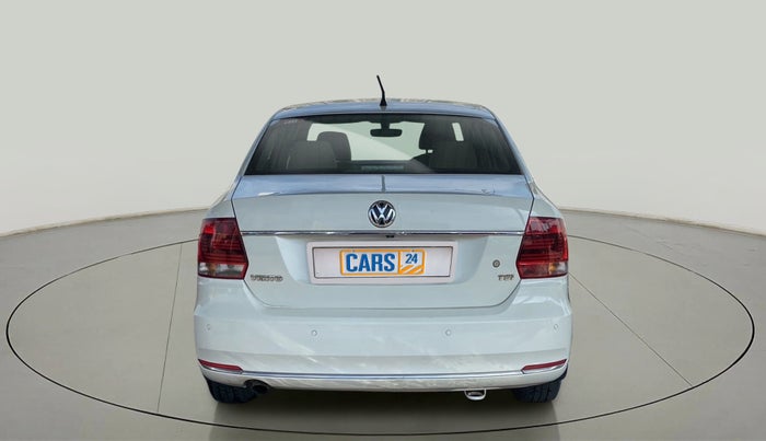 2017 Volkswagen Vento HIGHLINE PLUS 1.2 AT 16 ALLOY, Petrol, Automatic, 88,571 km, Back/Rear