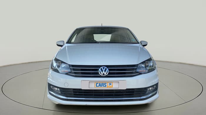 2017 Volkswagen Vento HIGHLINE PLUS 1.2 AT 16 ALLOY, Petrol, Automatic, 88,571 km, Front