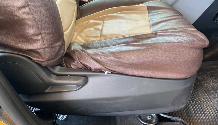 2022 Tata Tiago XT PETROL, Petrol, Manual, 5,256 km, Driver Side Adjustment Panel
