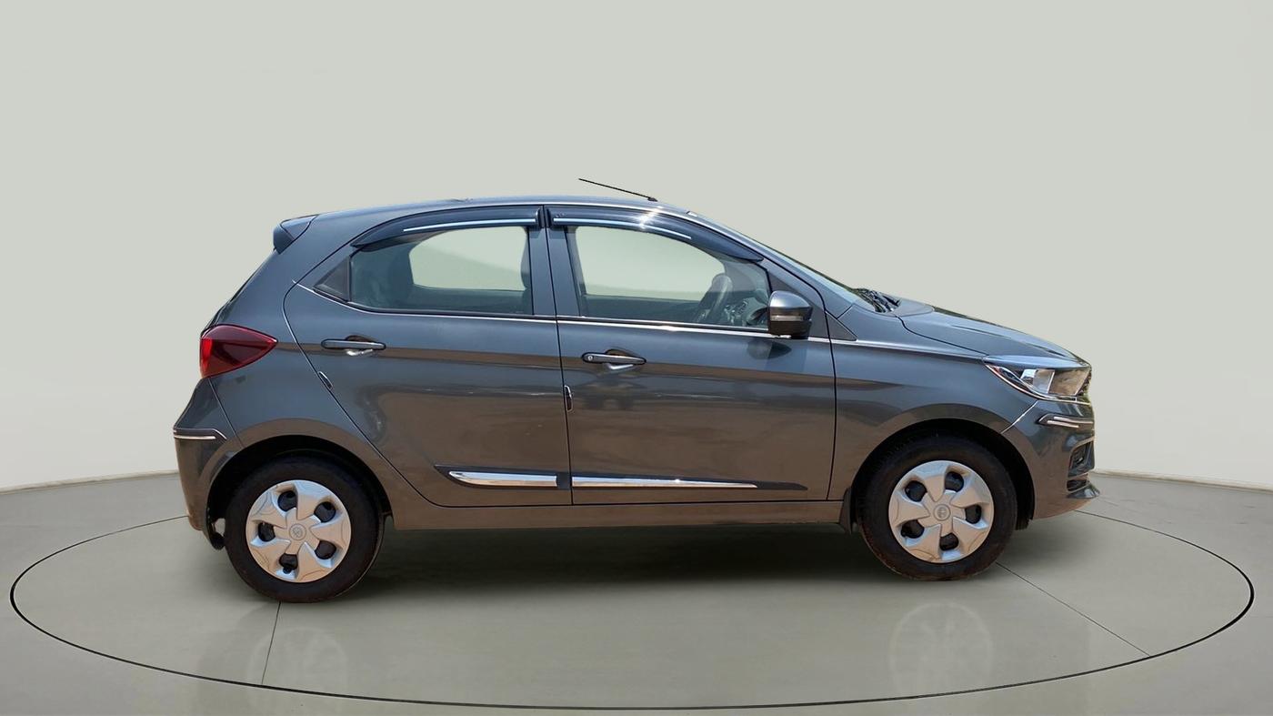 2022 Tata Tiago XT PETROL, Petrol, Manual, 5,256 km, Right Side View