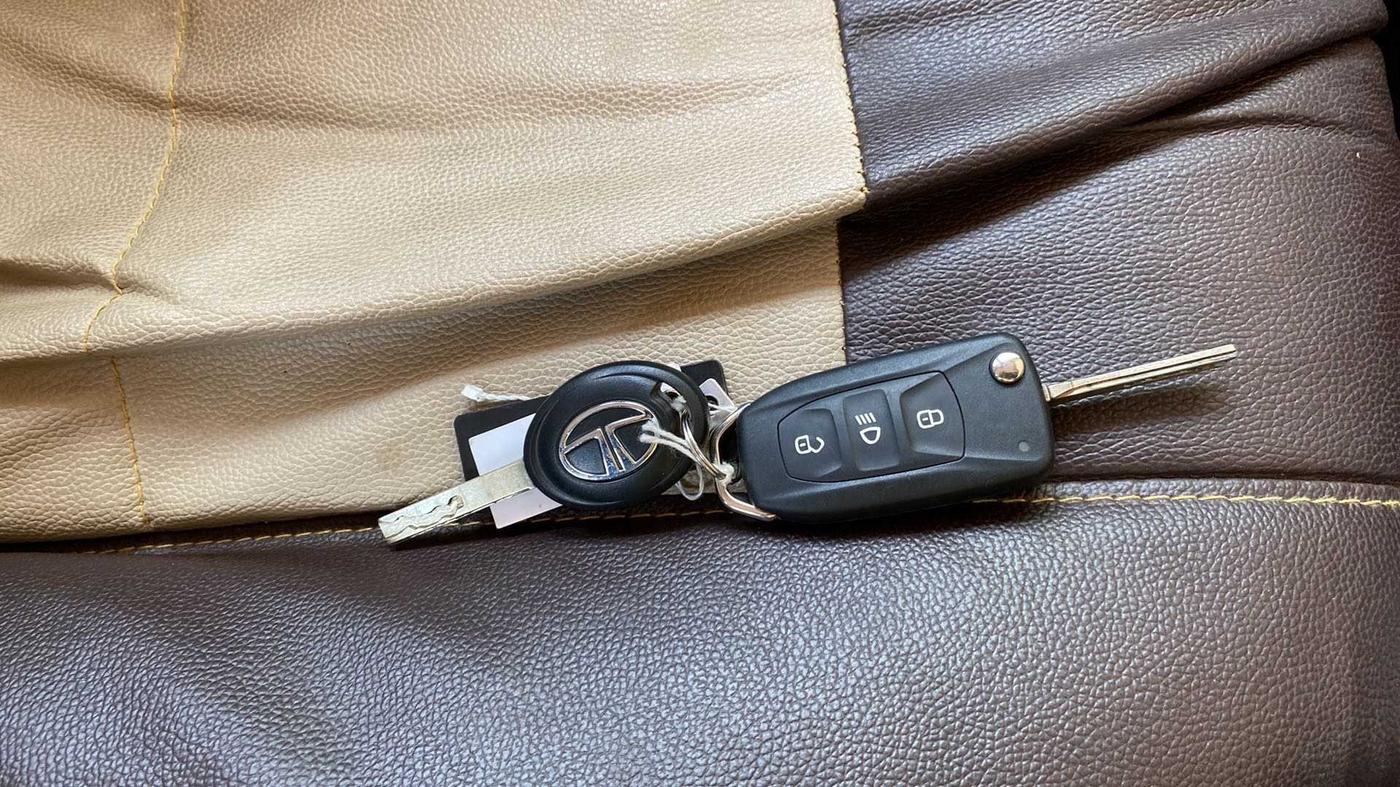 2022 Tata Tiago XT PETROL, Petrol, Manual, 5,256 km, Key Close Up
