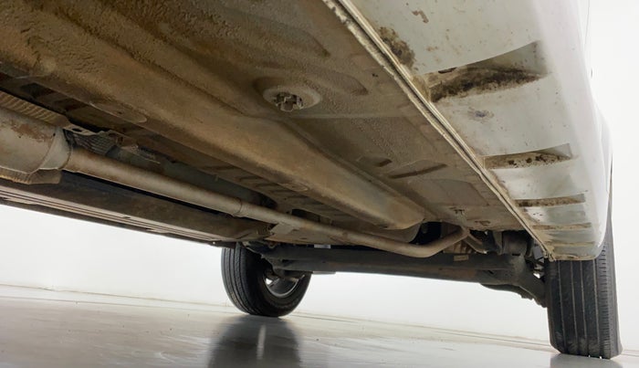 2014 Nissan Terrano XV D THP 110 PS, Diesel, Manual, 1,19,078 km, Right Side Underbody