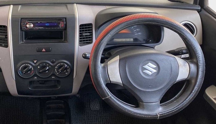 2013 Maruti Wagon R 1.0 LXI, Petrol, Manual, 62,200 km, Steering Wheel Close Up